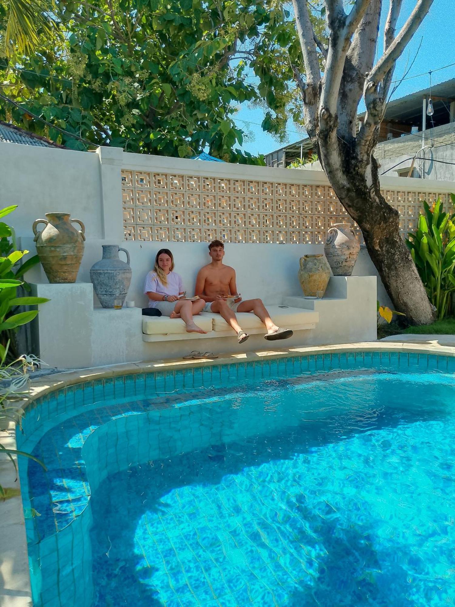 Hotel Gili Breeze Tropical 3*
