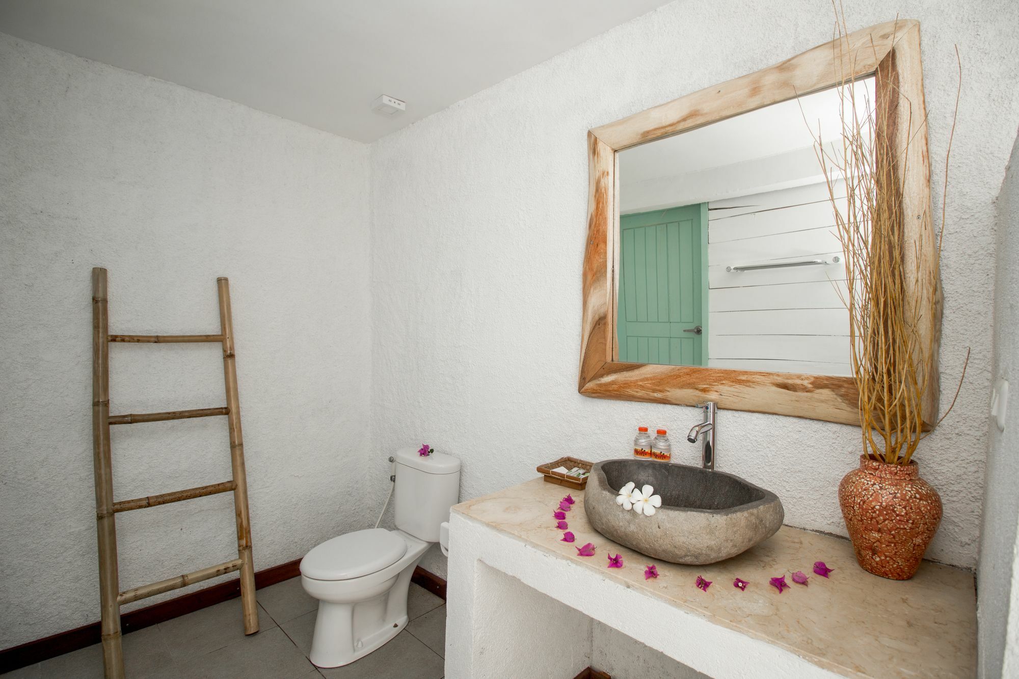 Hotel Gili Breeze Tropical 3*